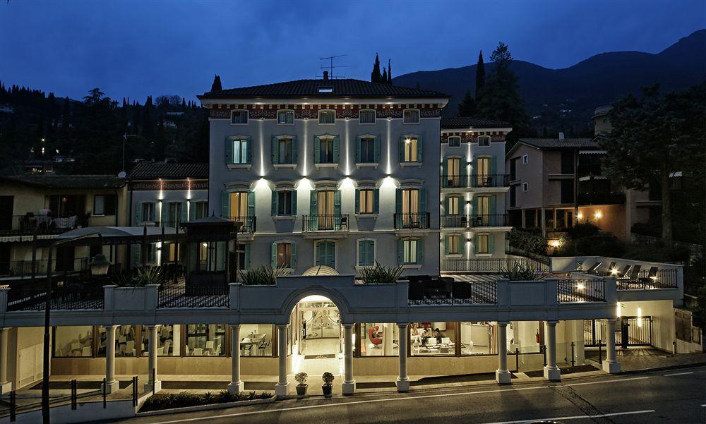 Happy Atelier Centro & Hotel Gardone Riviera