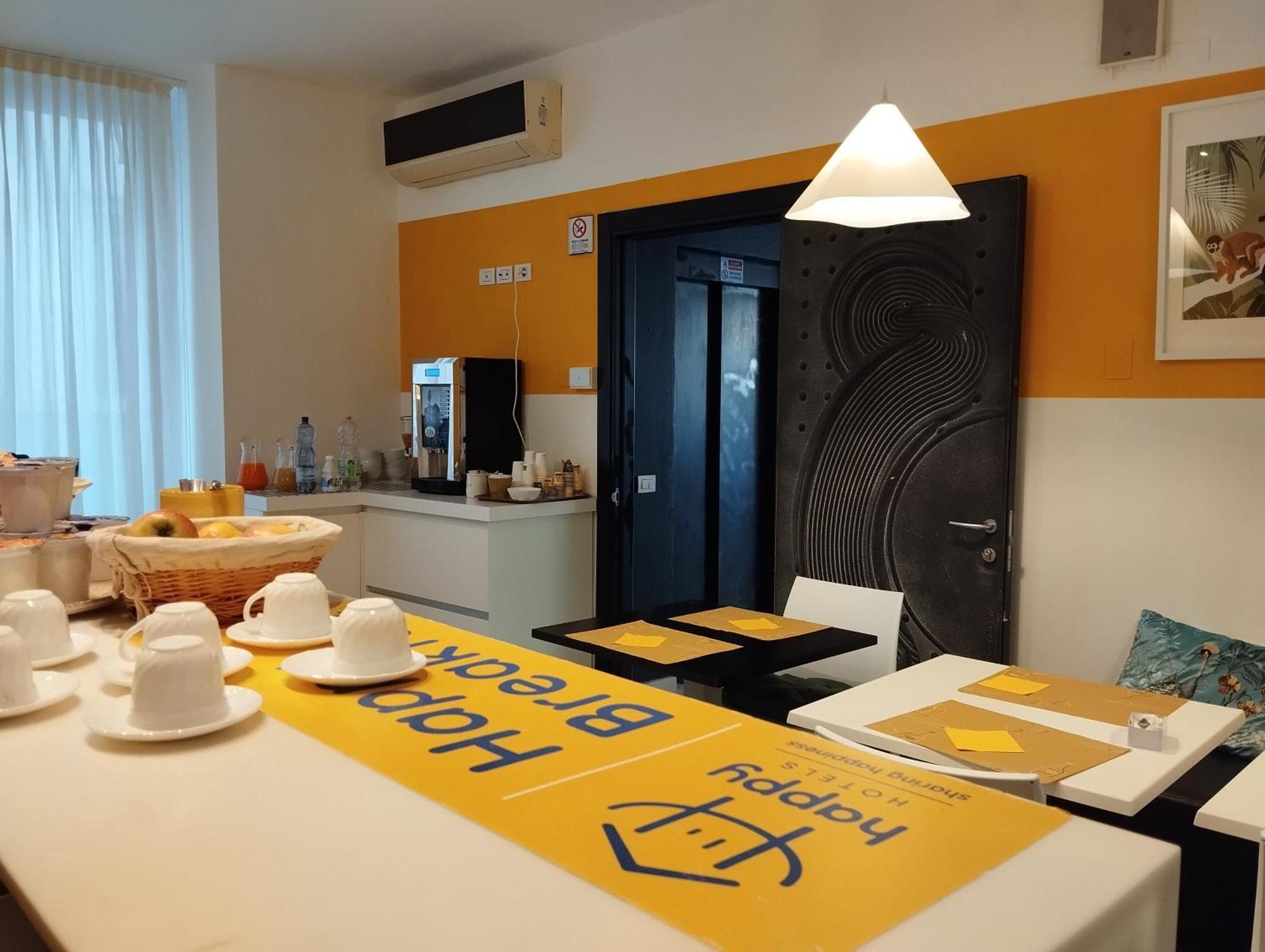 Happy Atelier Centro & Hotel Gardone Riviera