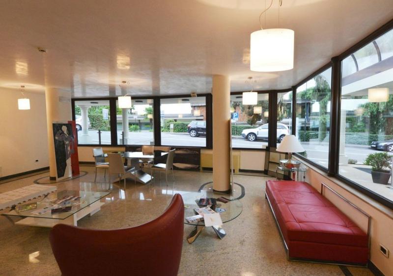 Happy Atelier Centro & 3* Gardone Riviera