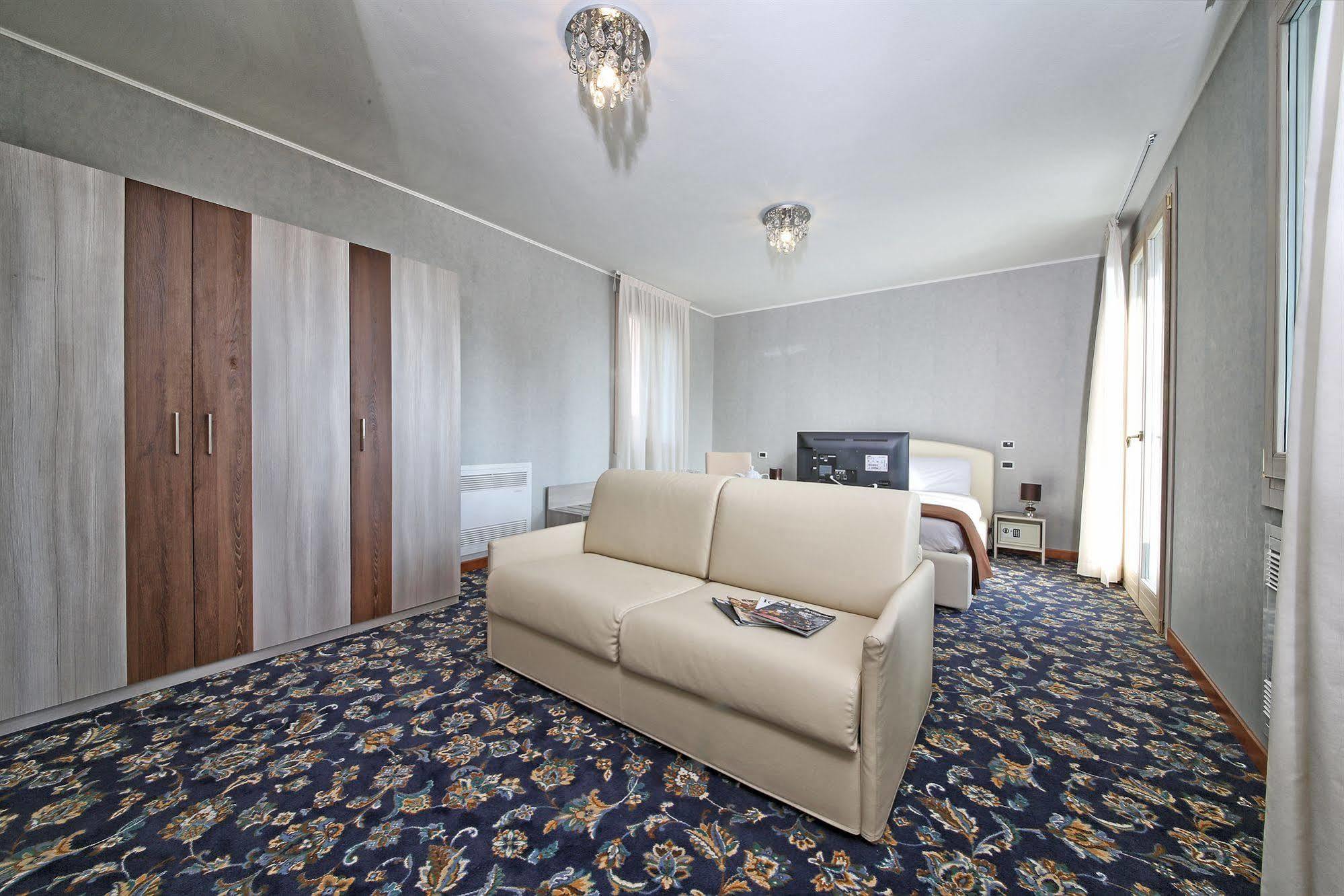 Hotel Happy Atelier Centro &